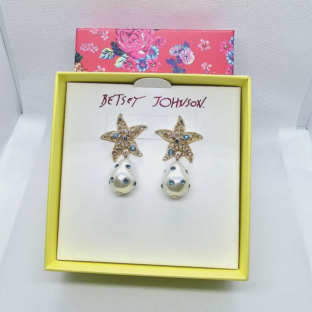 Betsey Johnson Gold Tone Cruise Control Starfish Drop Earrings Crystal